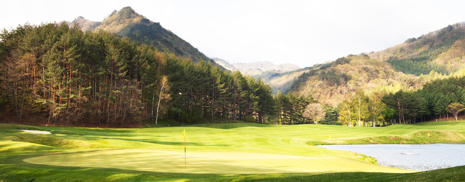 Yongpyong Golf Club Sanmaru HOLE 8 : PAR 5 HDCP 13