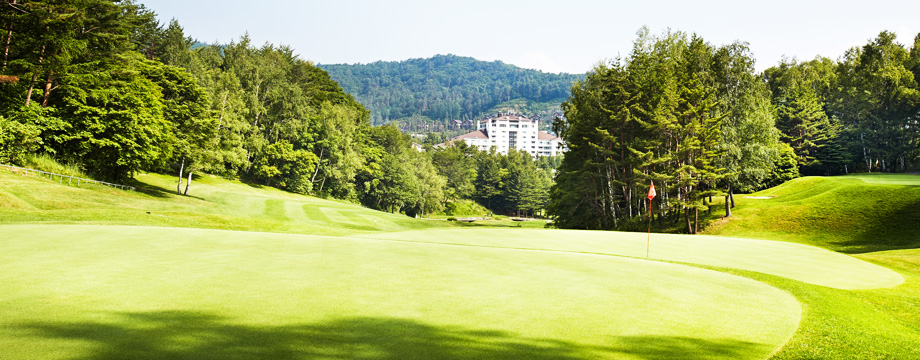 YongPyong 9 Golf Course Course HOLE 3 : PAR 3 HDCP 5