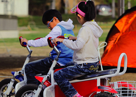 어린이 전기자동차 이미지