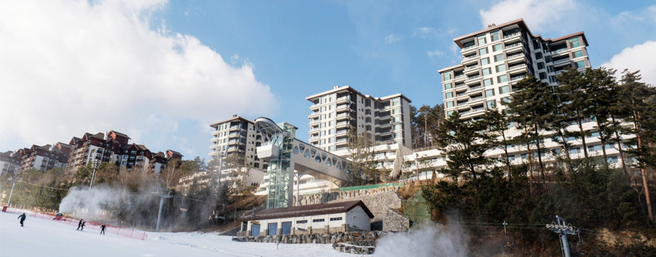 아폴리스 외관 전경